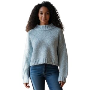 PRINCESS POLLY LT. BLUE CROPPED SWEATER SZ.M/L EUC.